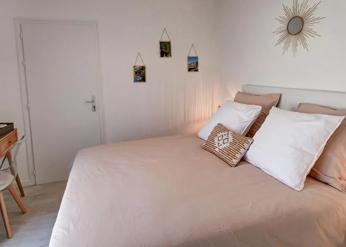 D'hotes Du Val D'asson Bed & Breakfast