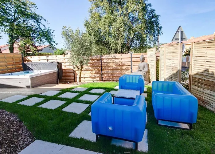 D'hotes Du Val D'asson Bed & Breakfast