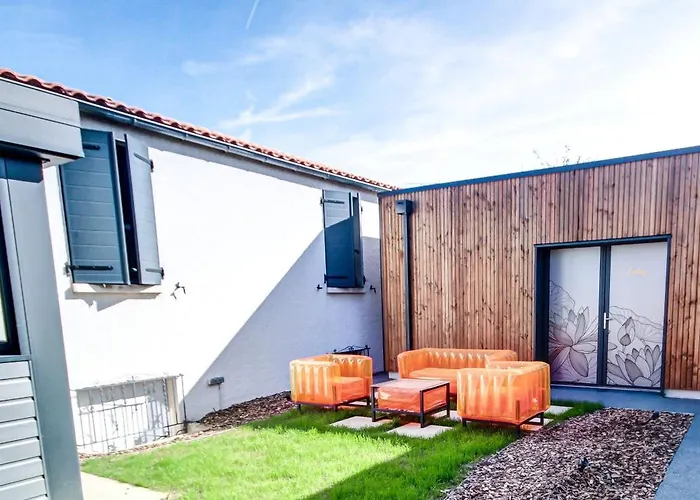 D'hotes Du Val D'asson Bed & Breakfast Montaigu-Vendee